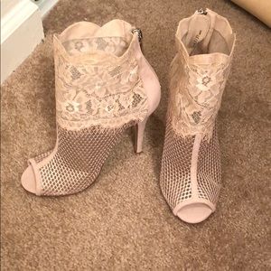 light pink heeled boots Chinese laundry